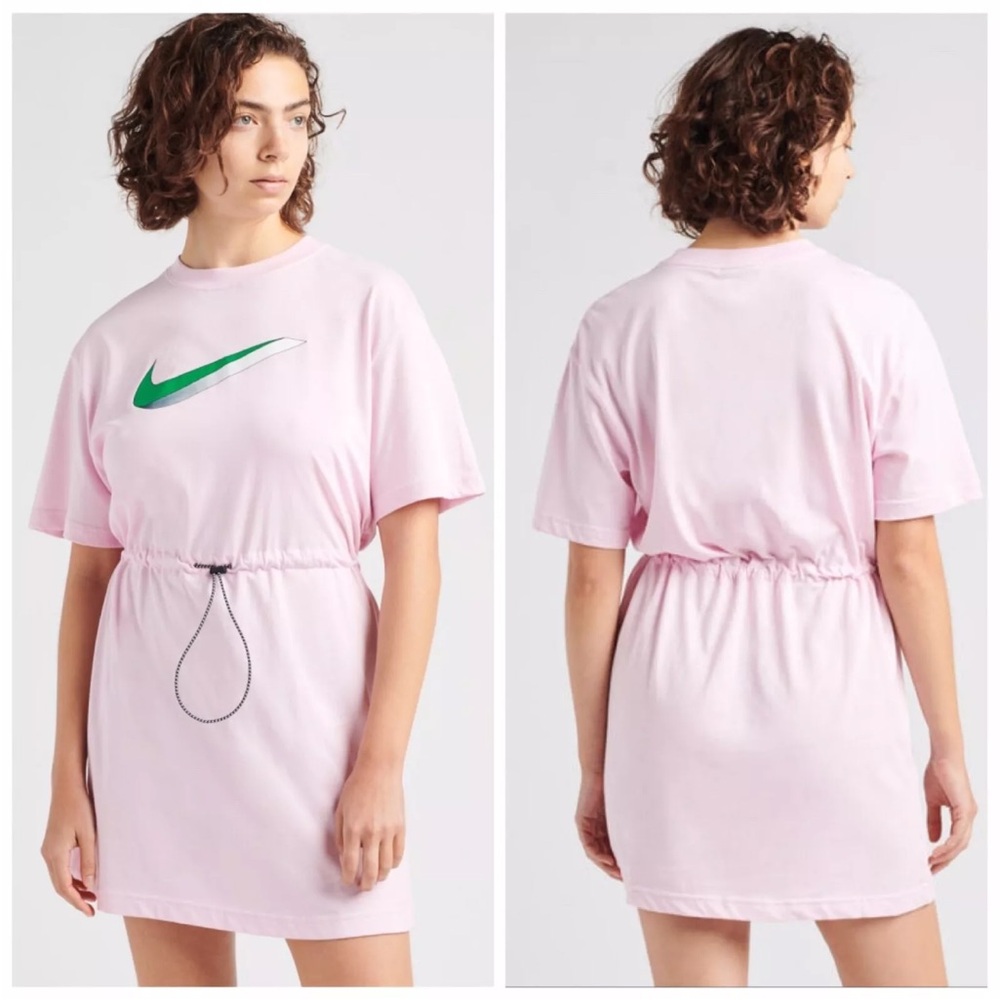 Nike Sport Icon Clash T-shirt  Dress in Pink Foam